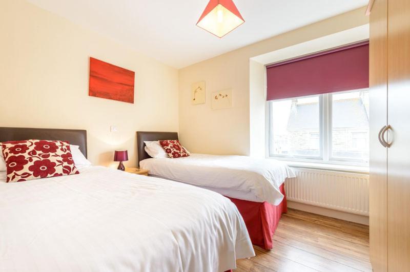 Aurora Apartment Newquay Нью-Ки Экстерьер фото